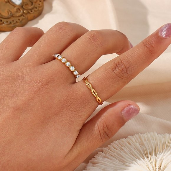 Vintage Sparkly Zircon 18K Gold Plated Adjustable Ring Stainless Steel - Picture 4 of 10